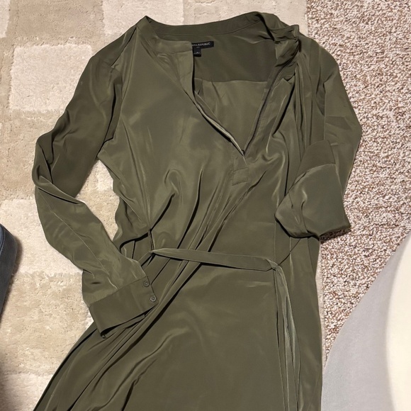 Banana Republic Green Belted Dress - Picture 1 of 3
